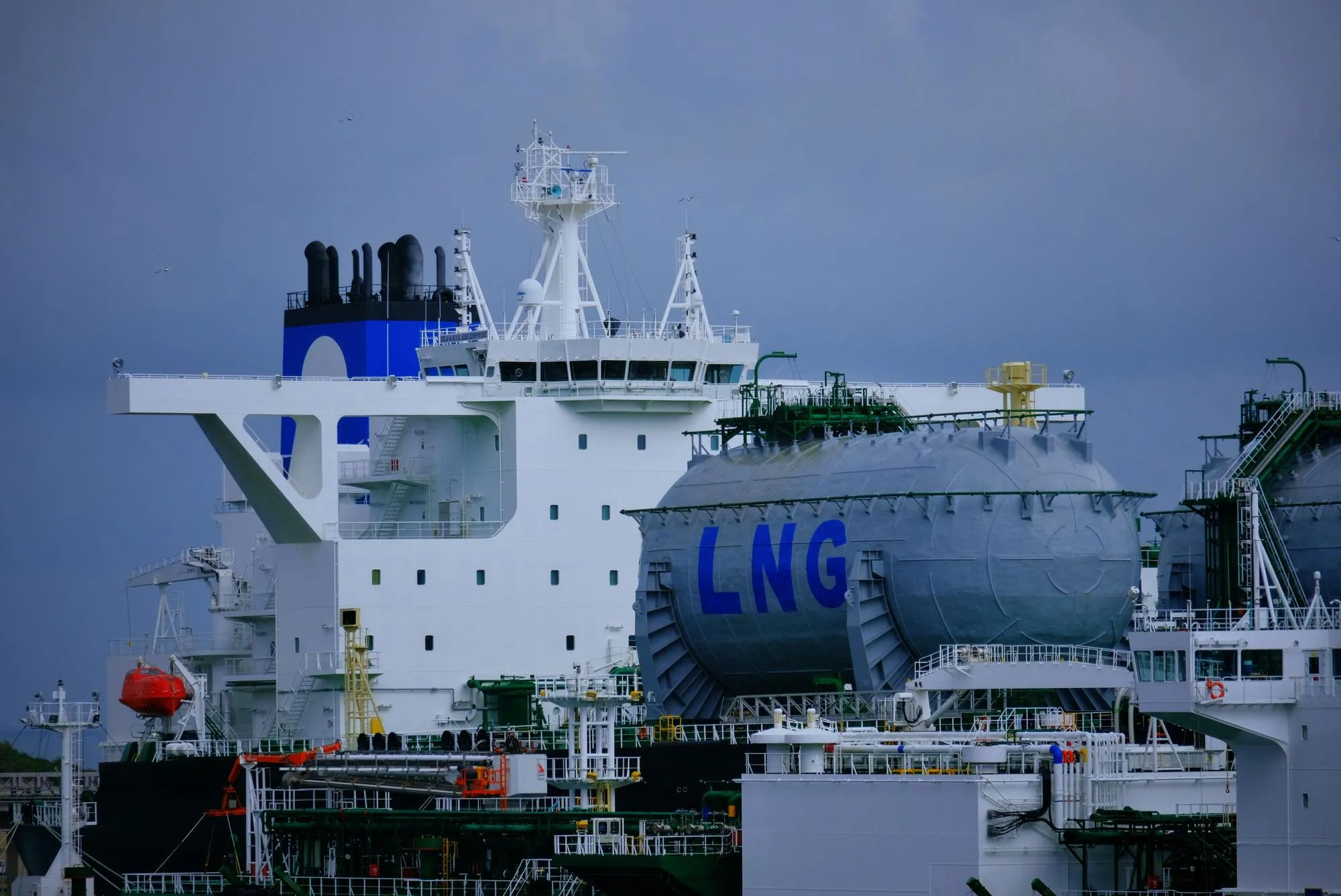 ocean-world-shipbroker-03
